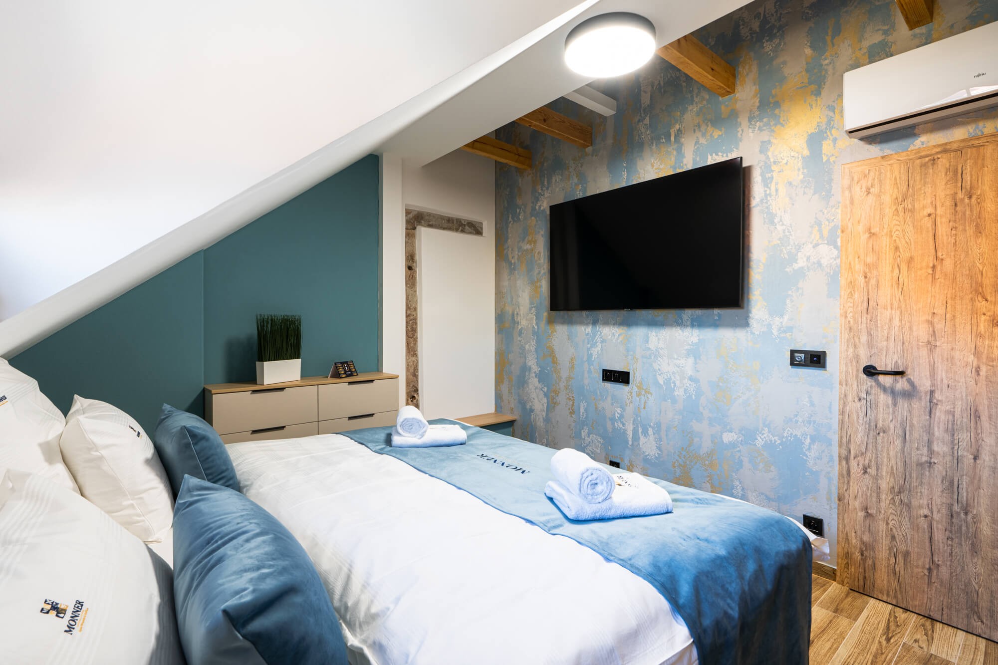Klentnice – cosy double room with a double bed – main photo